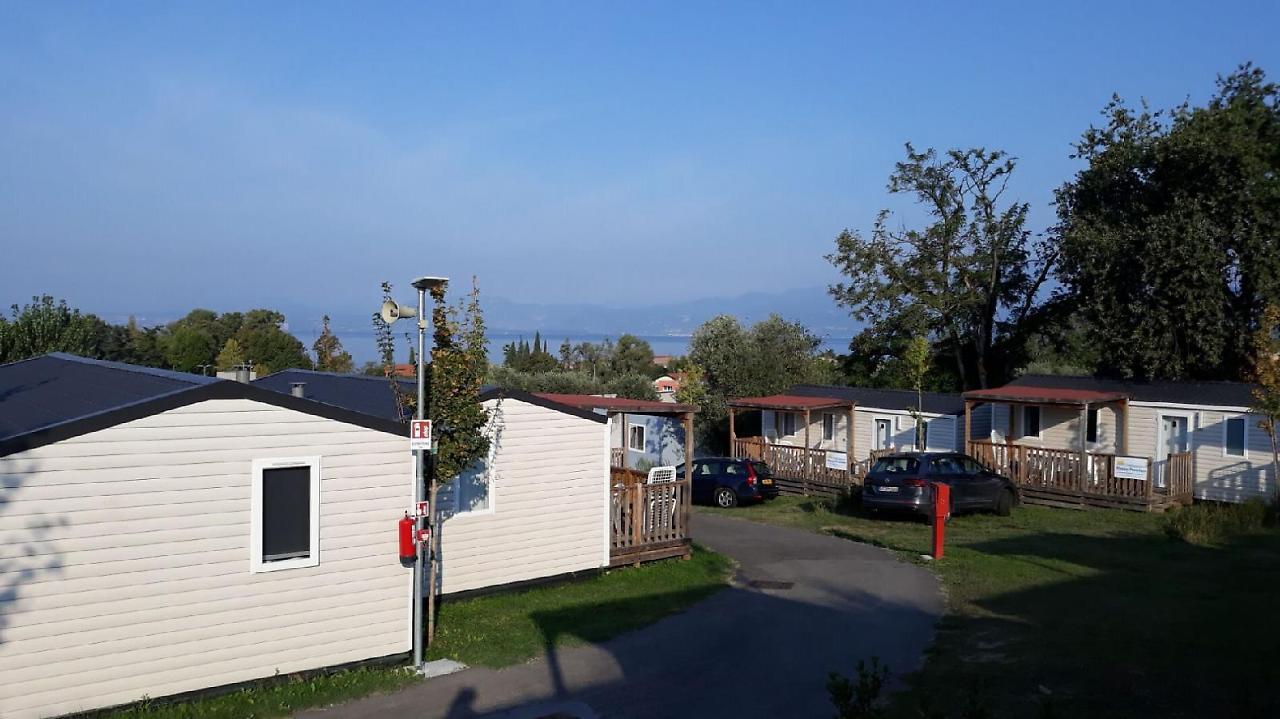 Happy Camp Mobile Homes In Camping Cisano San Vito Bardolino Exterior photo