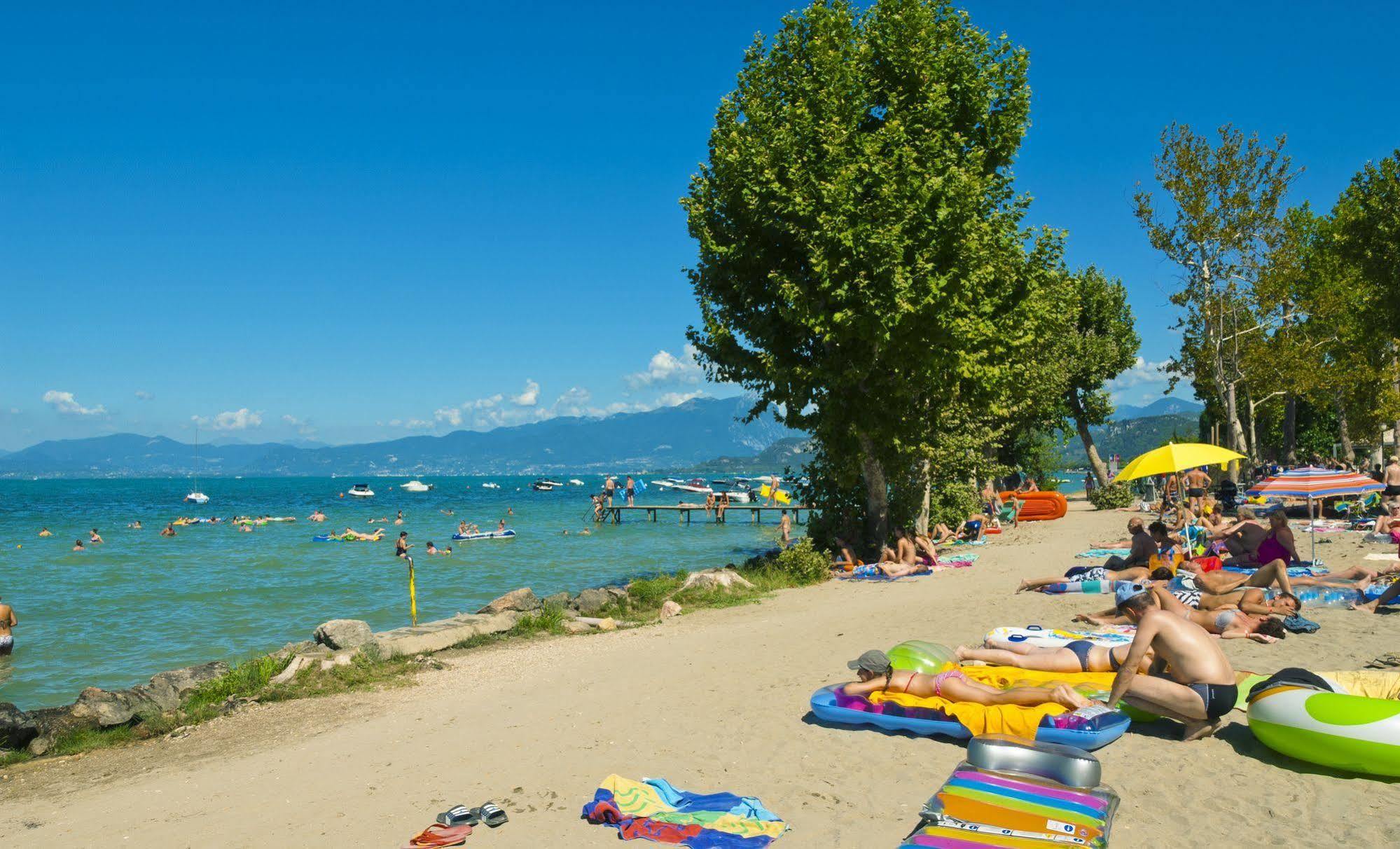 Happy Camp Mobile Homes In Camping Cisano San Vito Bardolino Exterior photo