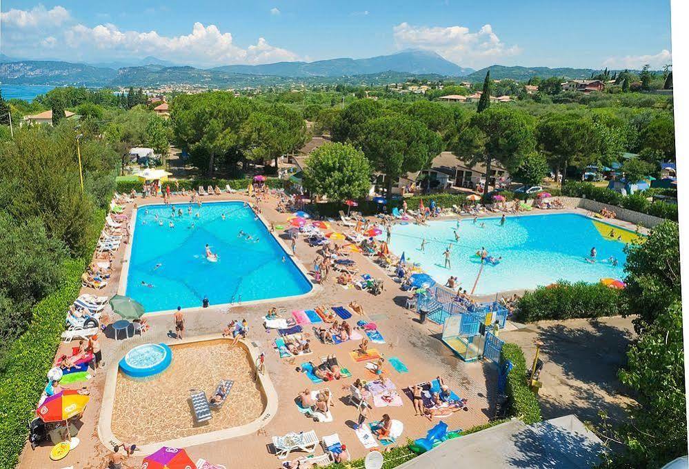 Happy Camp Mobile Homes In Camping Cisano San Vito Bardolino Exterior photo
